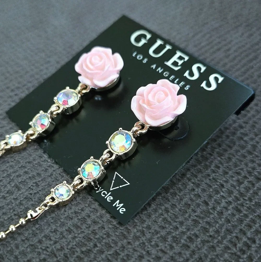 Guess❓️ Pink🩷 Rose🌹 Dangle Earrings